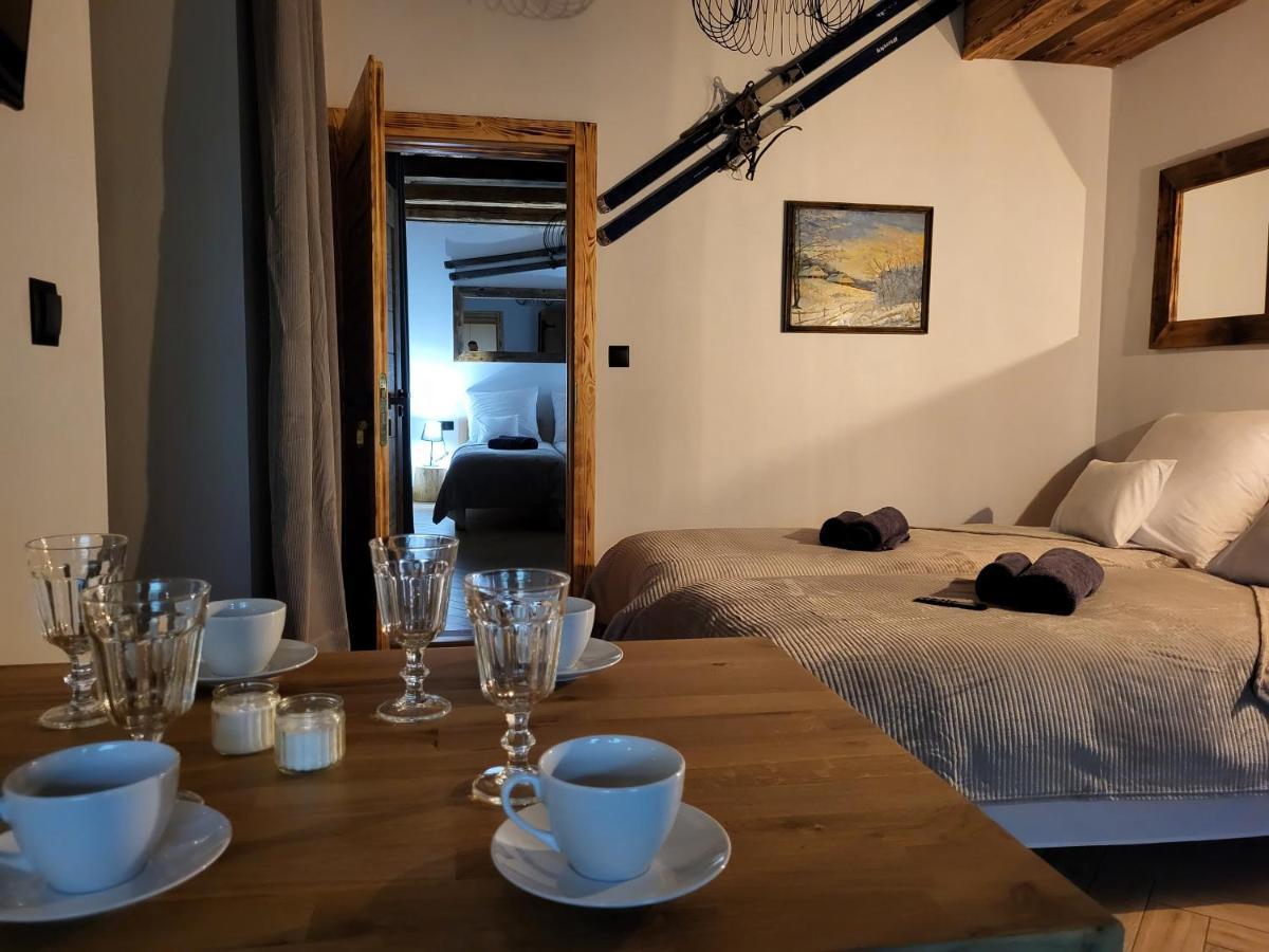 Apartamenty Stylo Истебна Екстериор снимка