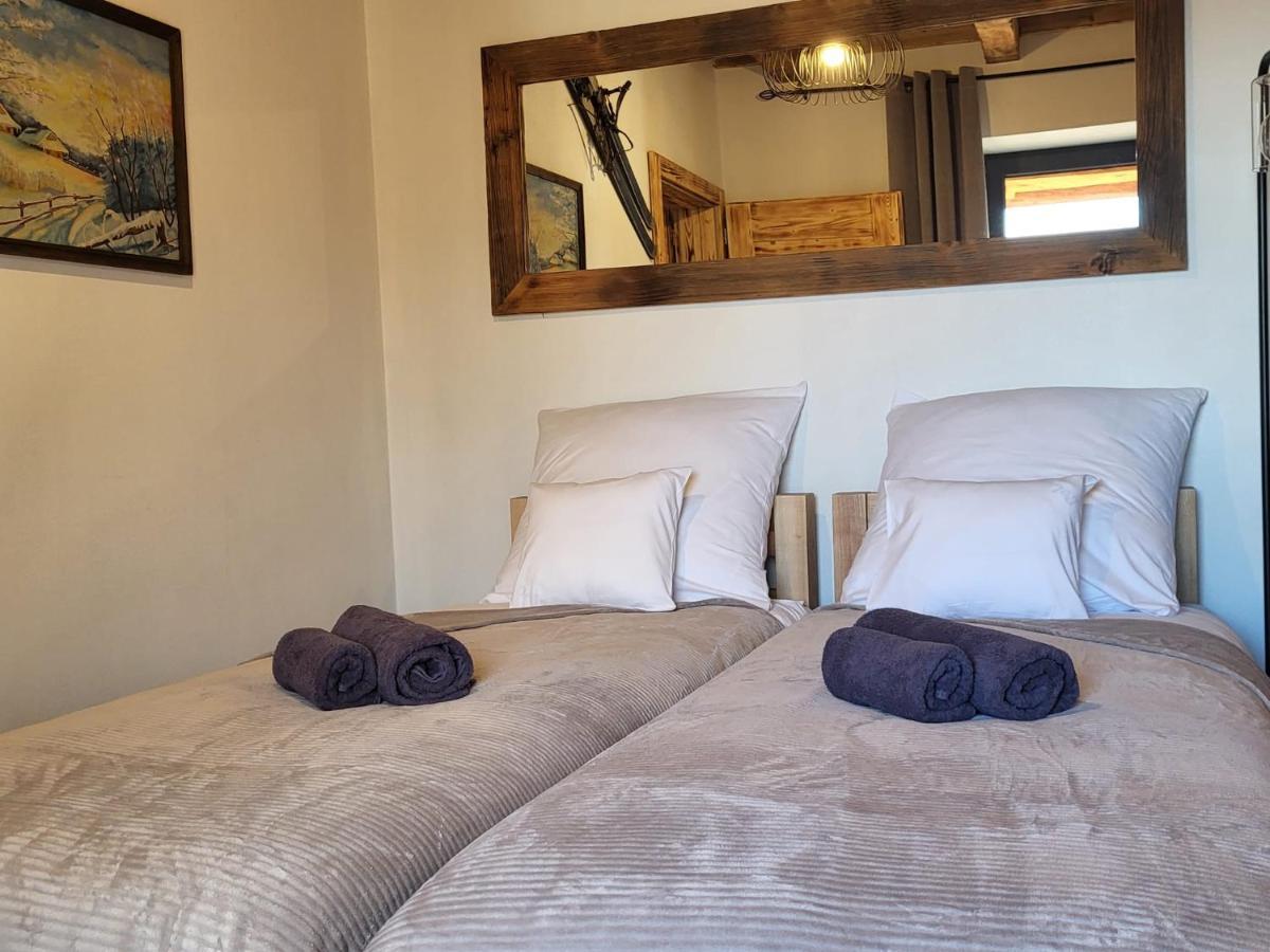 Apartamenty Stylo Истебна Екстериор снимка